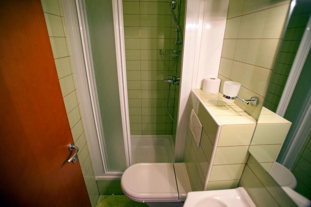 Apartments Marinic プリモシュテン 部屋 写真