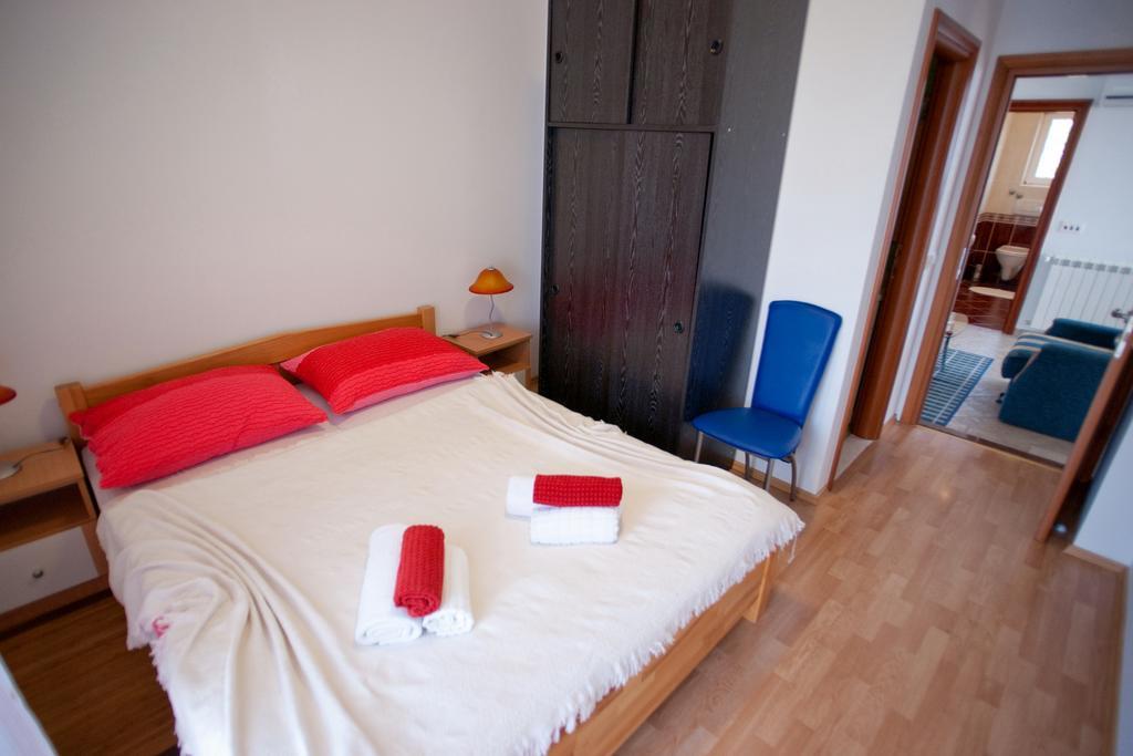 Apartments Marinic プリモシュテン 部屋 写真